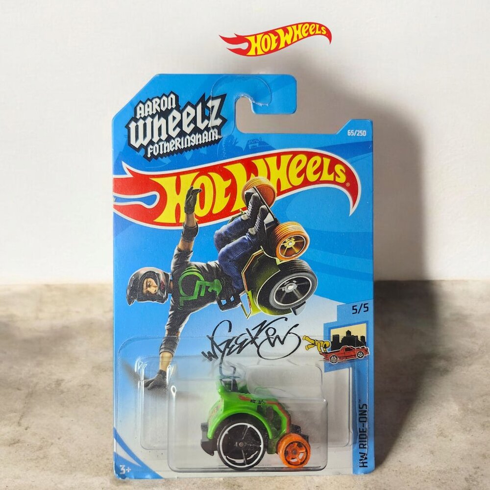 🆕️ HOT WHEELS 2019 Aaron Wheelz Ride-Ons - Wheelie Chair